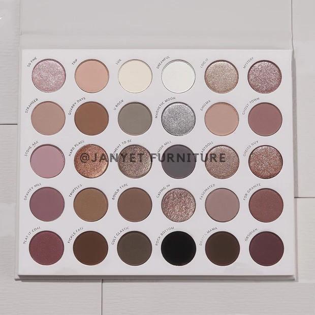 30 Shades Cool Eyeshadow Palette